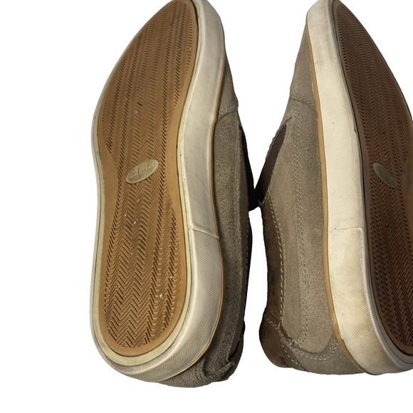 Clark's Men's Tan Slip On Suede Shoes Size 10M Pre-owned - Picture 8 of 11